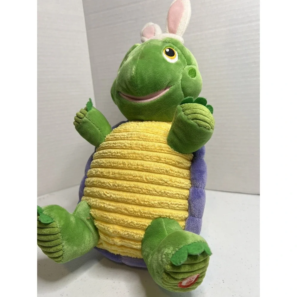 Hallmark Whirlin' Twirlin' Turtle Sings Spins EASTER Egg Shell Bunny Ears Works
